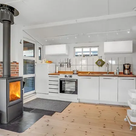 Сasa de vacaciones Loella - 35m From The Sea In Funen By Interhome *